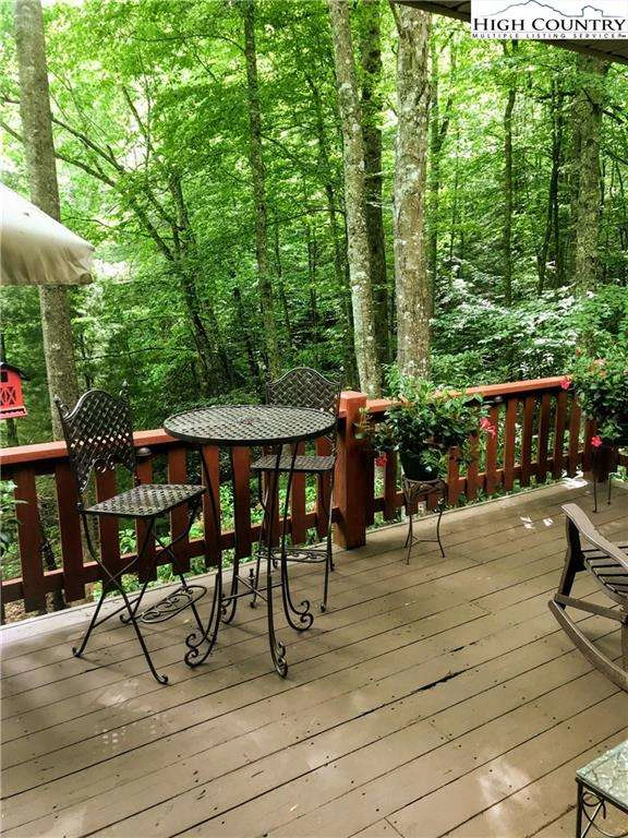 Image number 11 for the current listing
