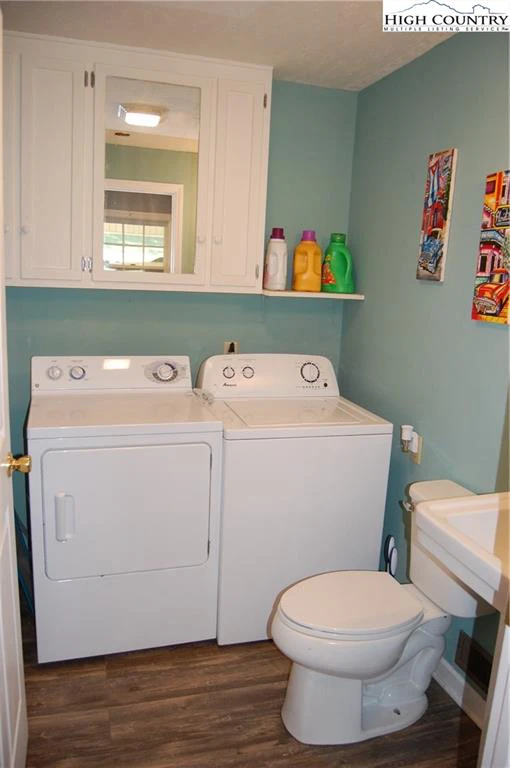 Image number 7 for the current listing