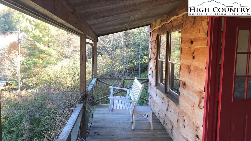Image number 9 for the current listing