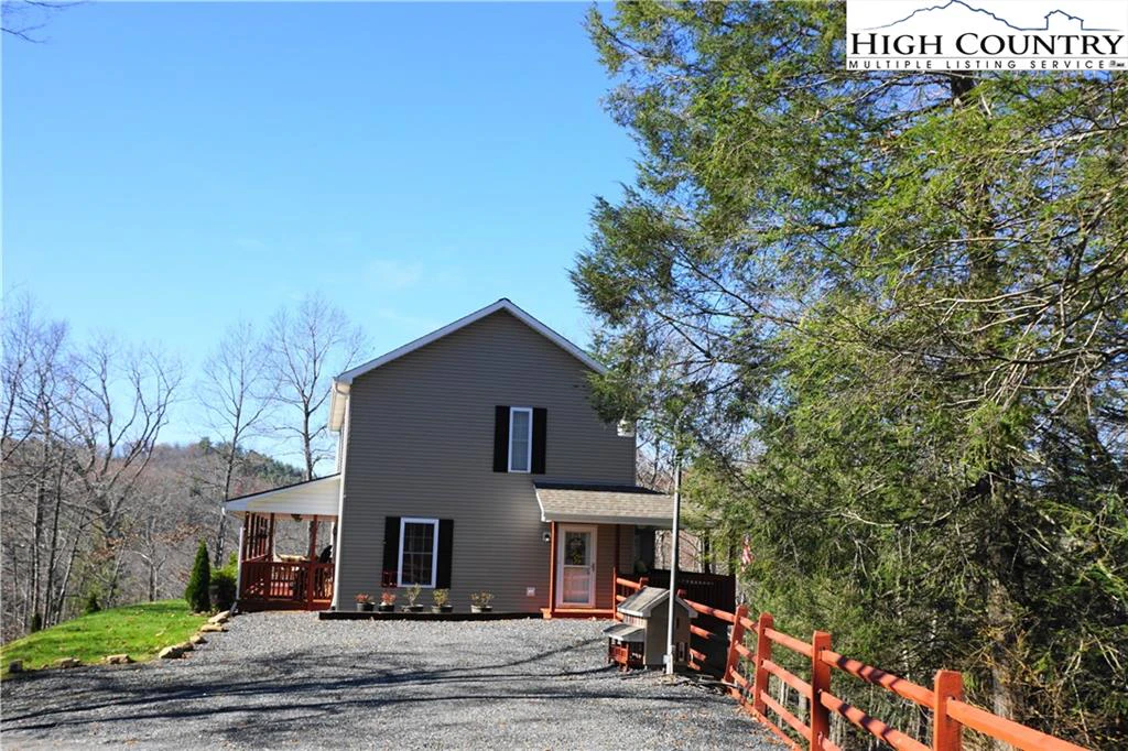 Image number 11 for the current listing
