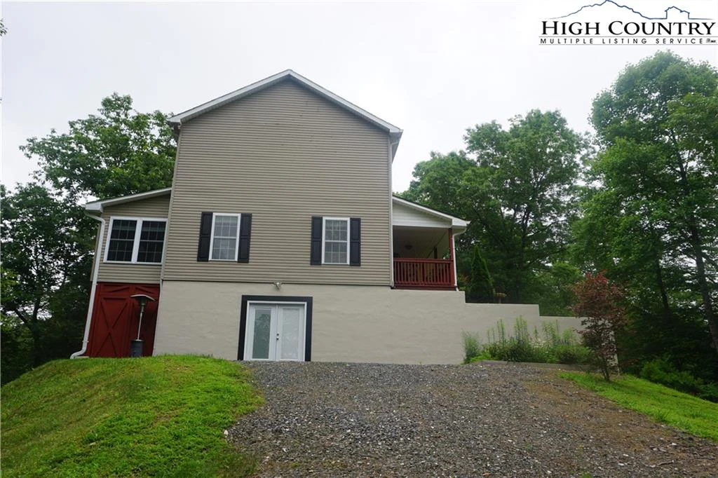 Image number 2 for the current listing