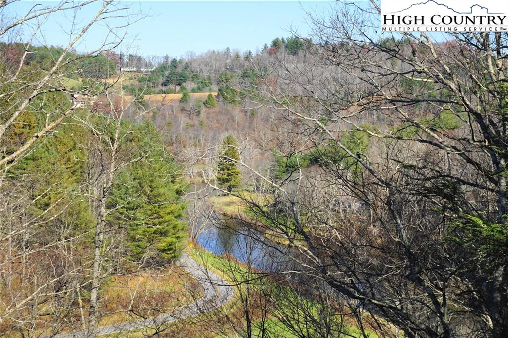 Image number 20 for the current listing