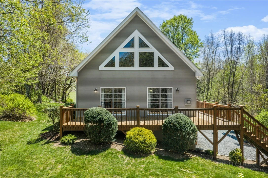 Image number 1 for the current listing
