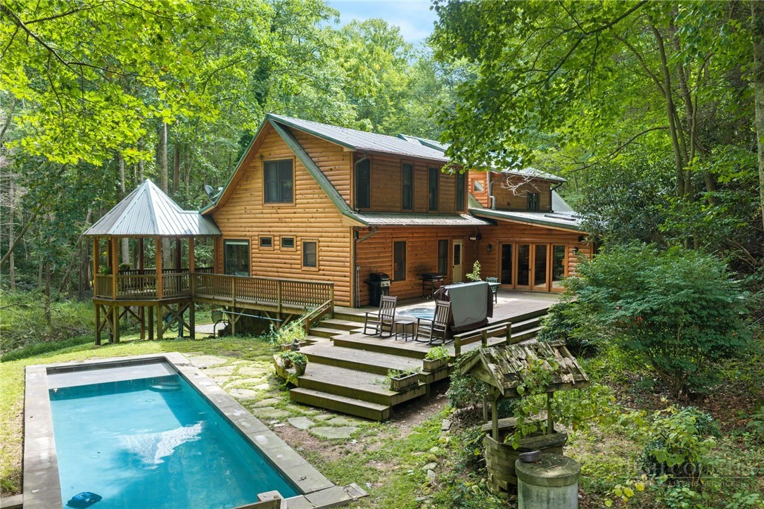 Image number 2 for the current listing
