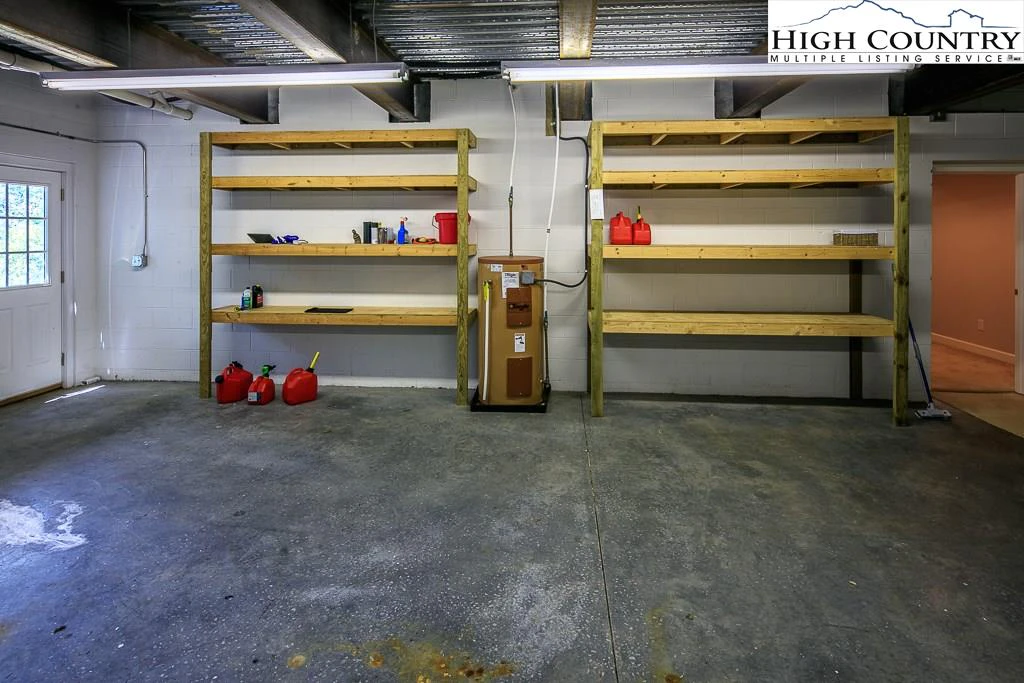 Image number 12 for the current listing