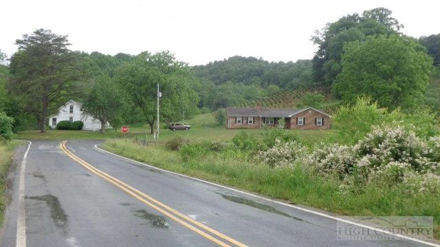 Image number 1 for the current listing