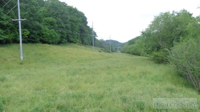 Image number 6 for the current listing