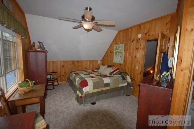 Image number 10 for the current listing