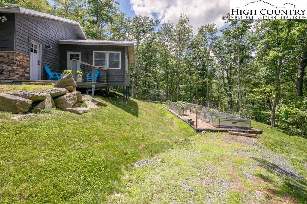 Image number 3 for the current listing