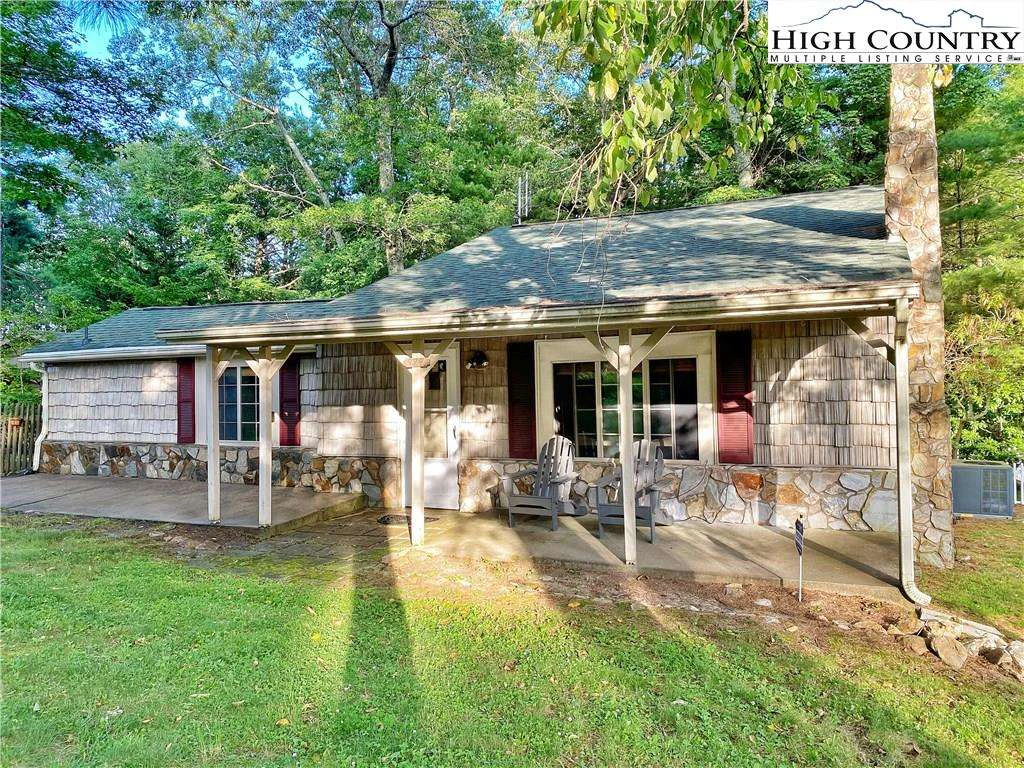 Image number 1 for the current listing