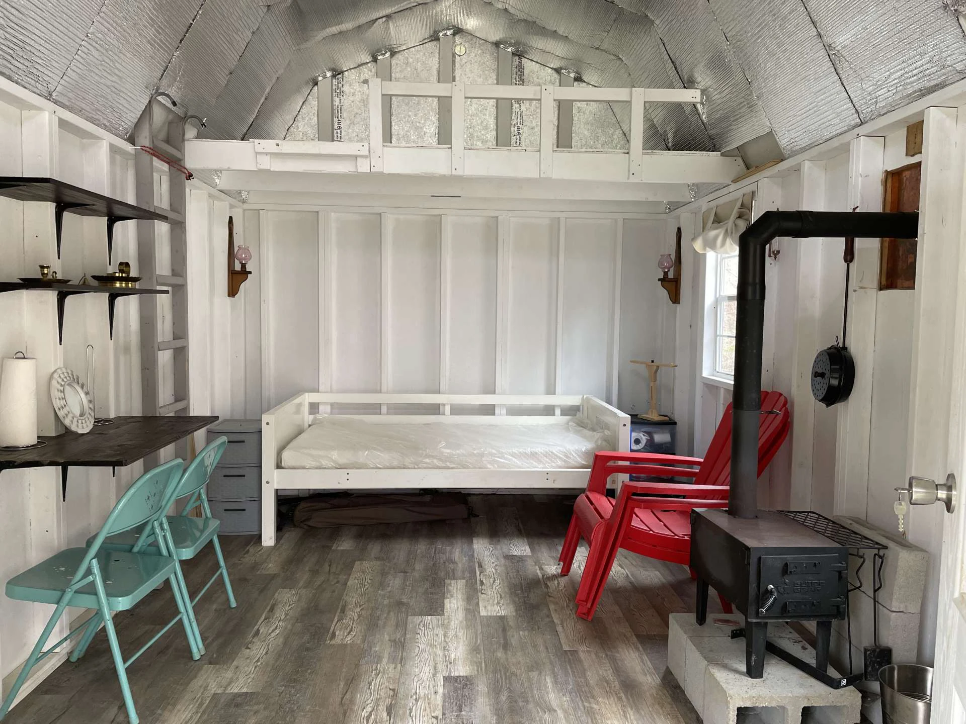 Image number 3 for the current listing