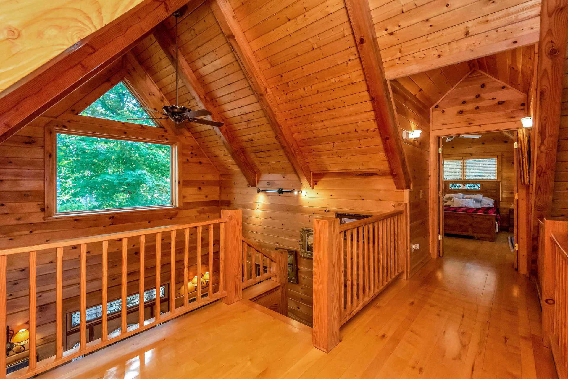 Image number 2 for the current listing