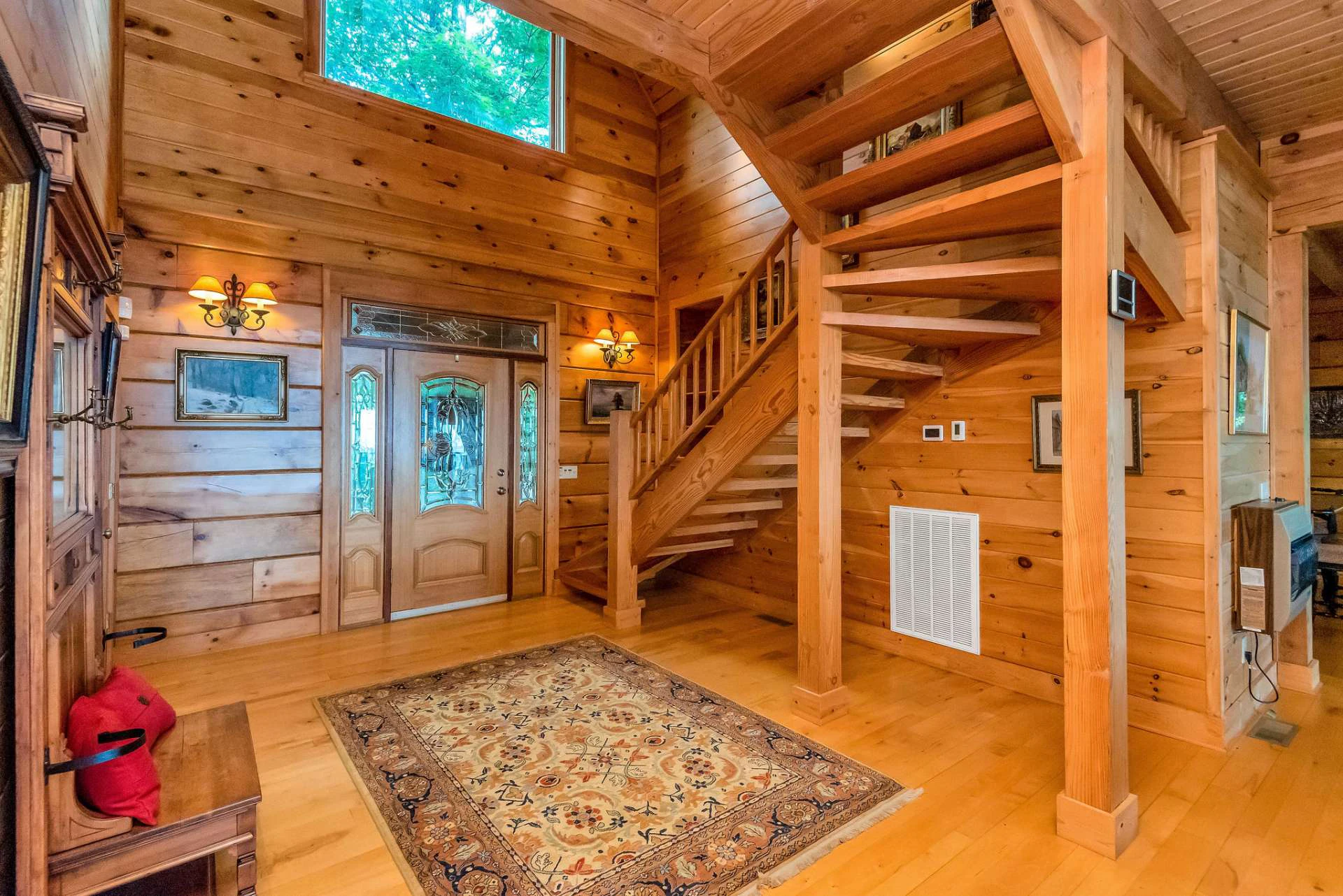 Image number 19 for the current listing