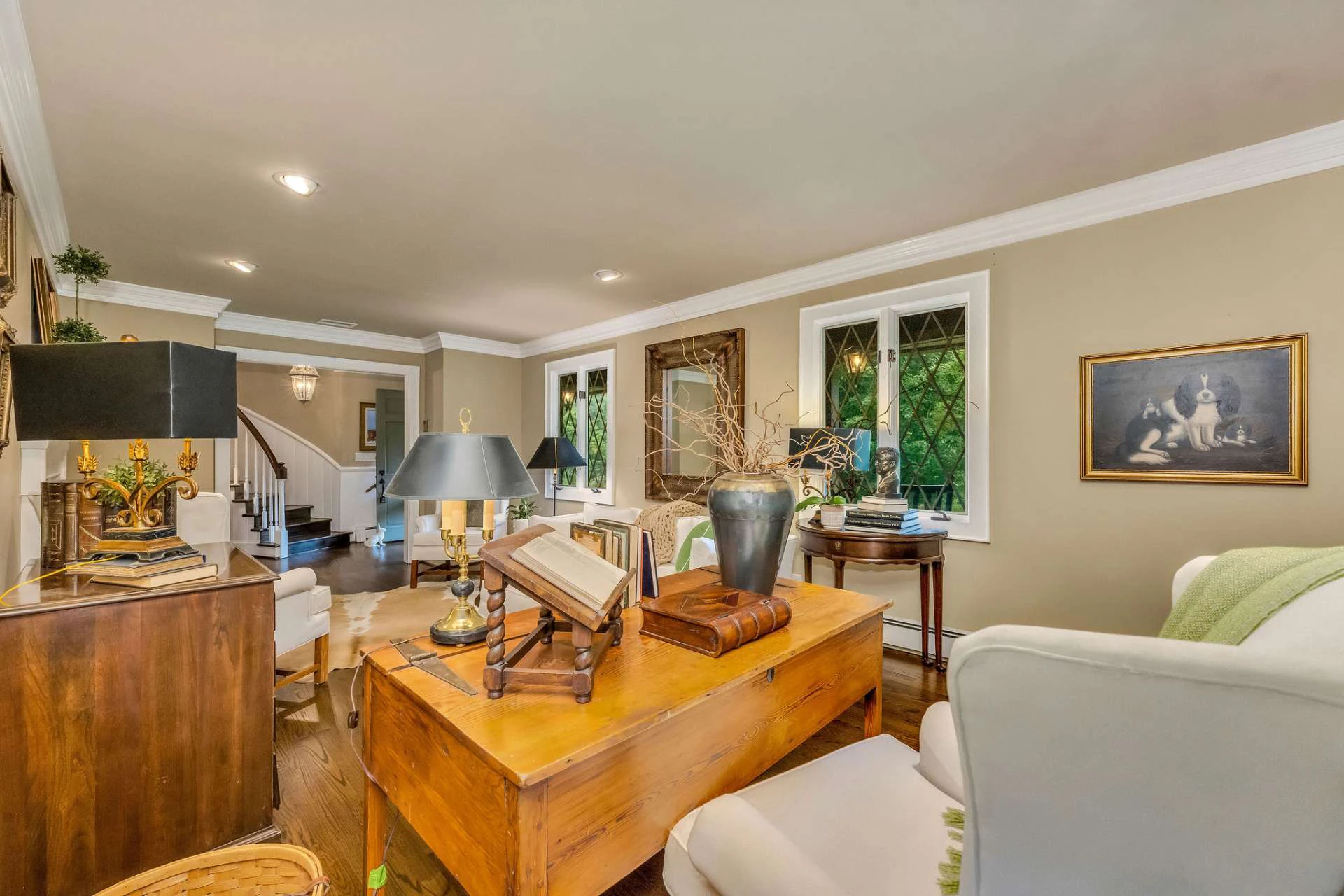 Image number 13 for the current listing
