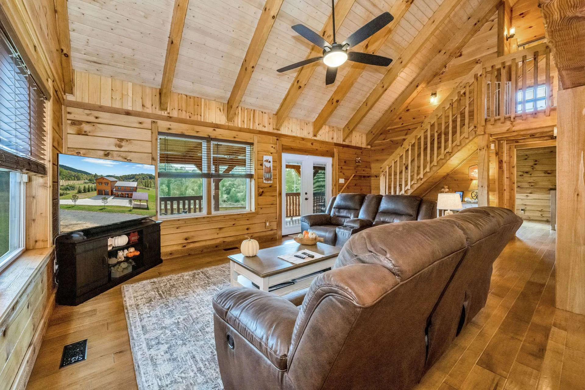 Image number 11 for the current listing