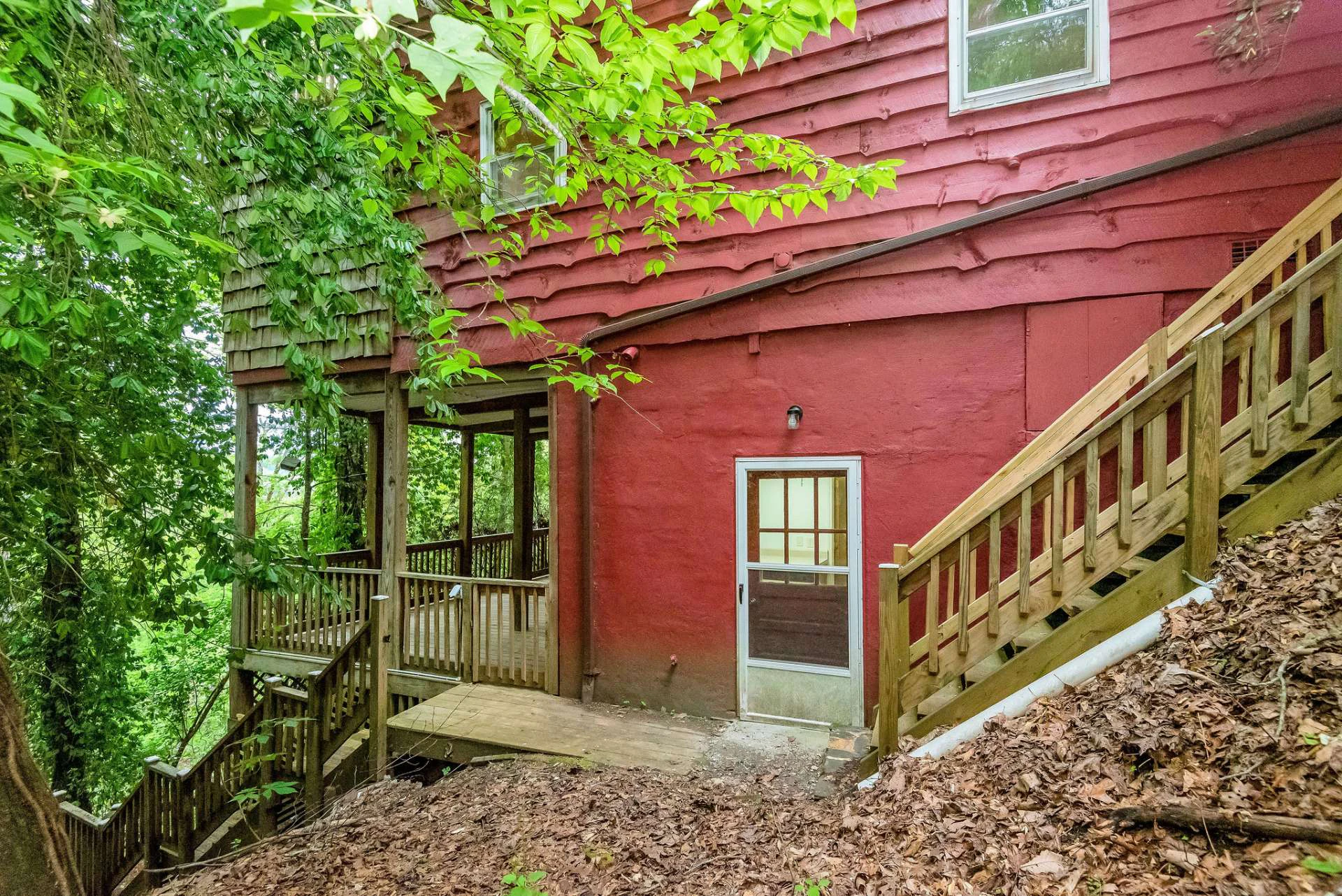 Image number 7 for the current listing