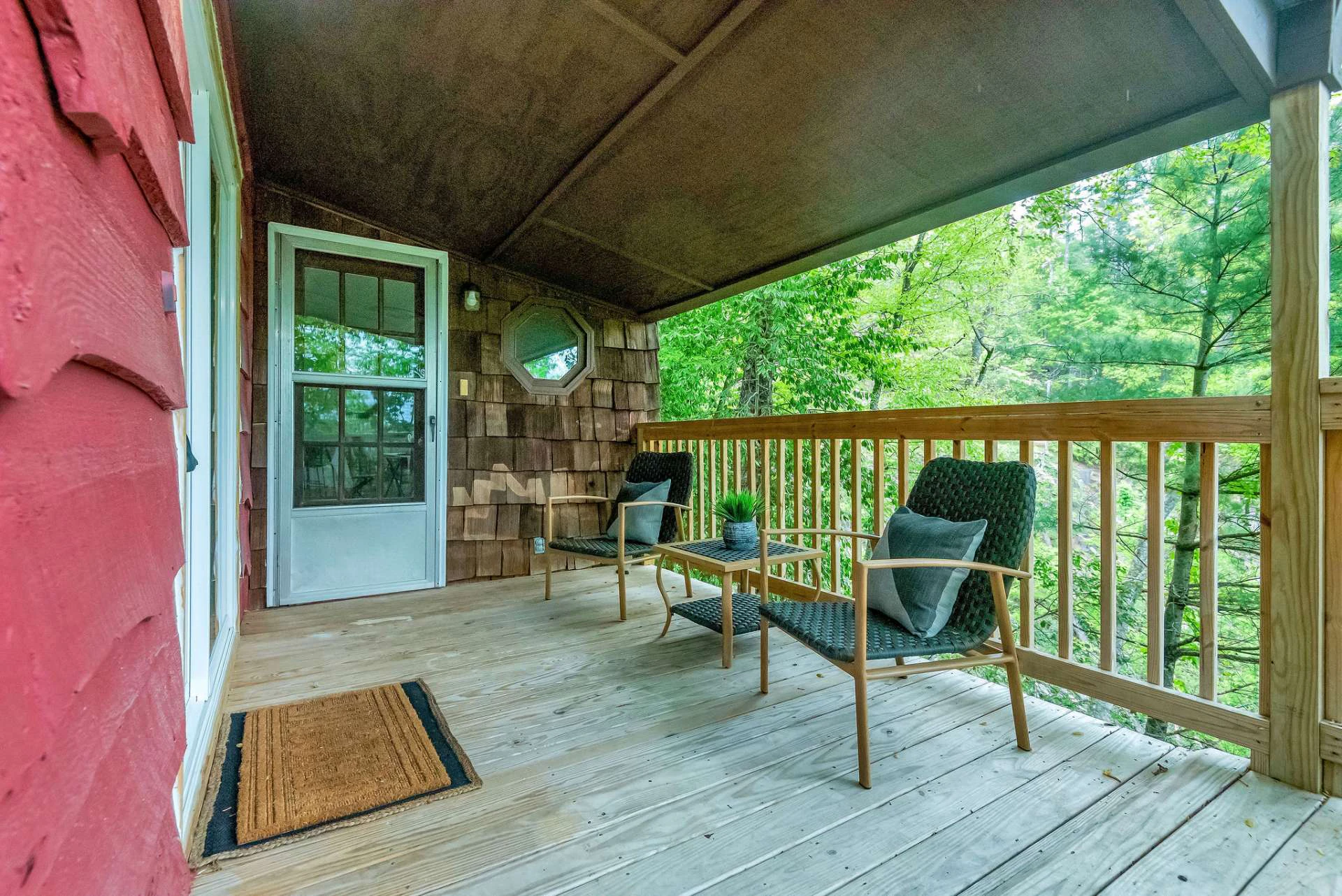 Image number 12 for the current listing