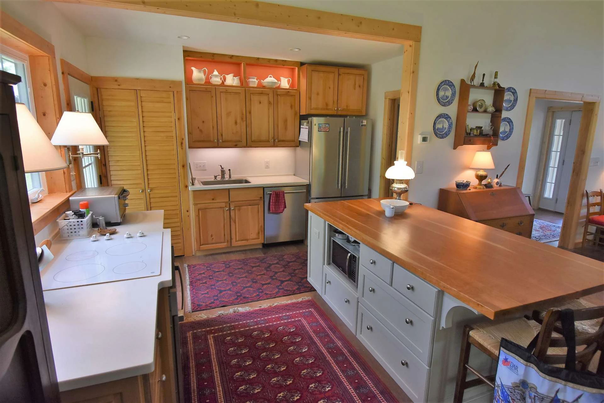 Image number 3 for the current listing