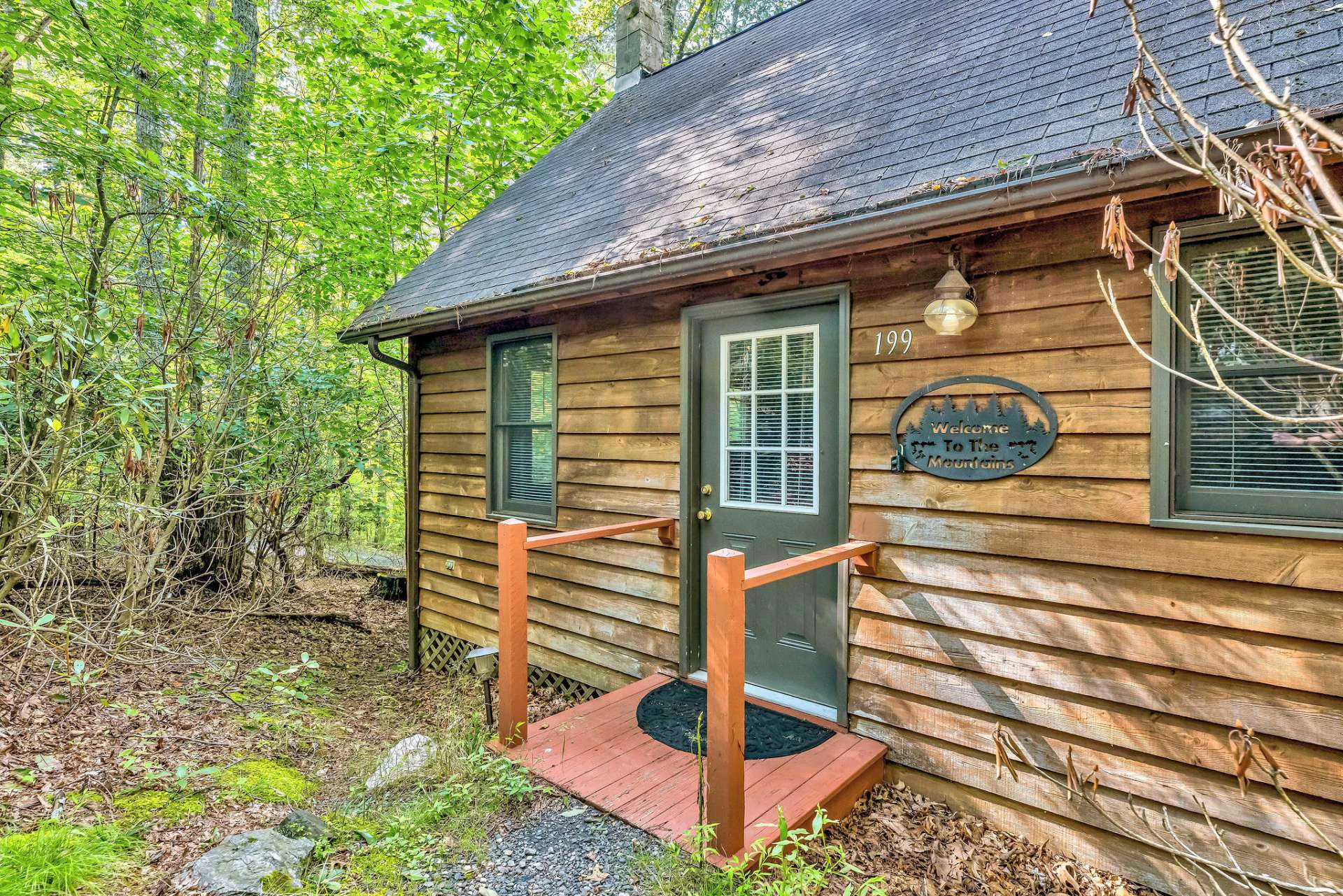 Image number 15 for the current listing