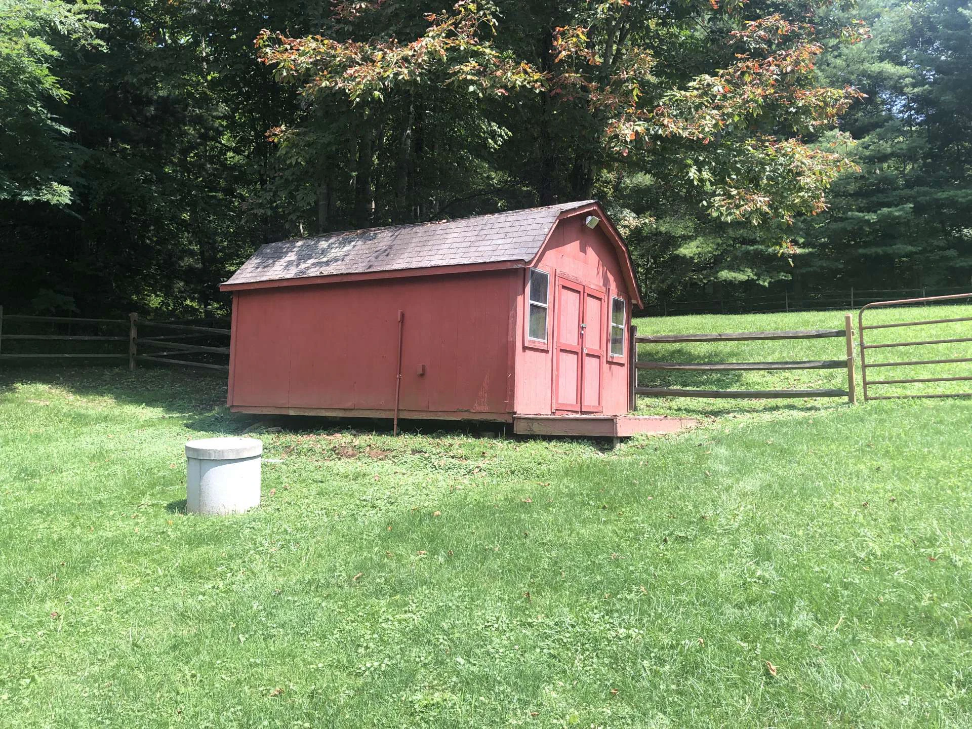 Image number 18 for the current listing