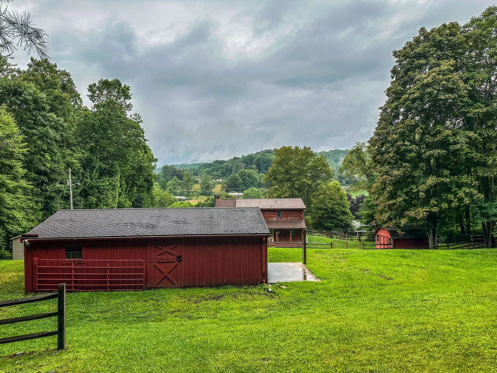 Image number 20 for the current listing