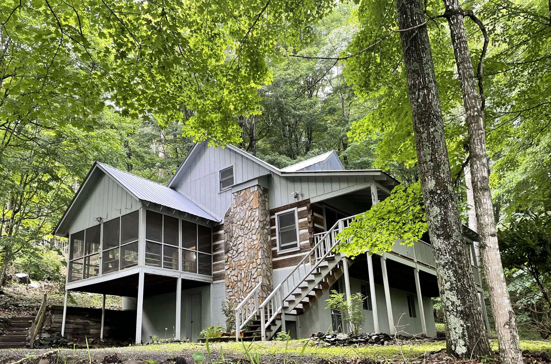 Image number 19 for the current listing