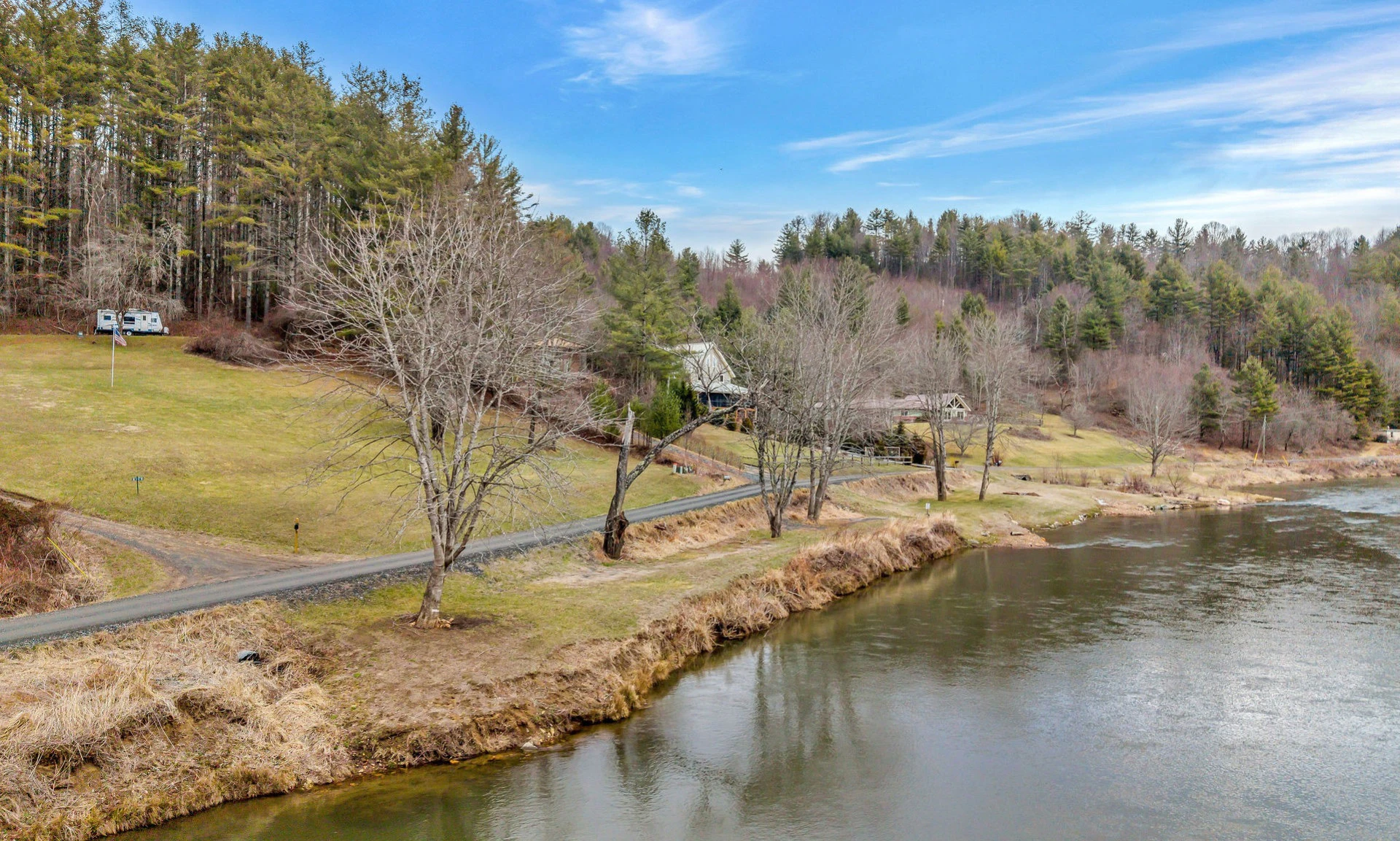Image number 1 for the current listing