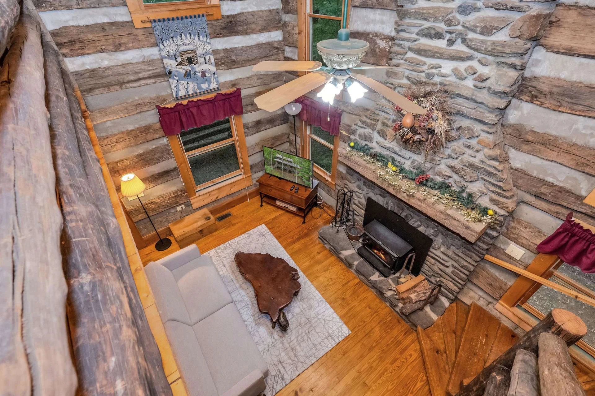 Image number 18 for the current listing
