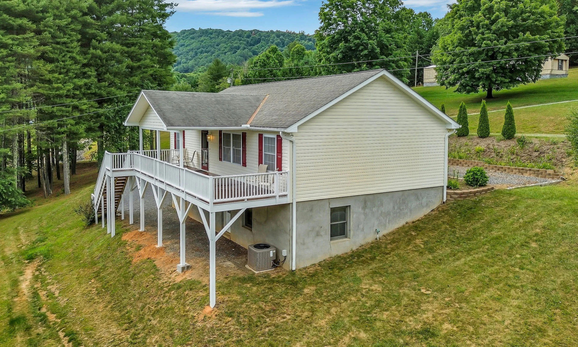 Image number 1 for the current listing