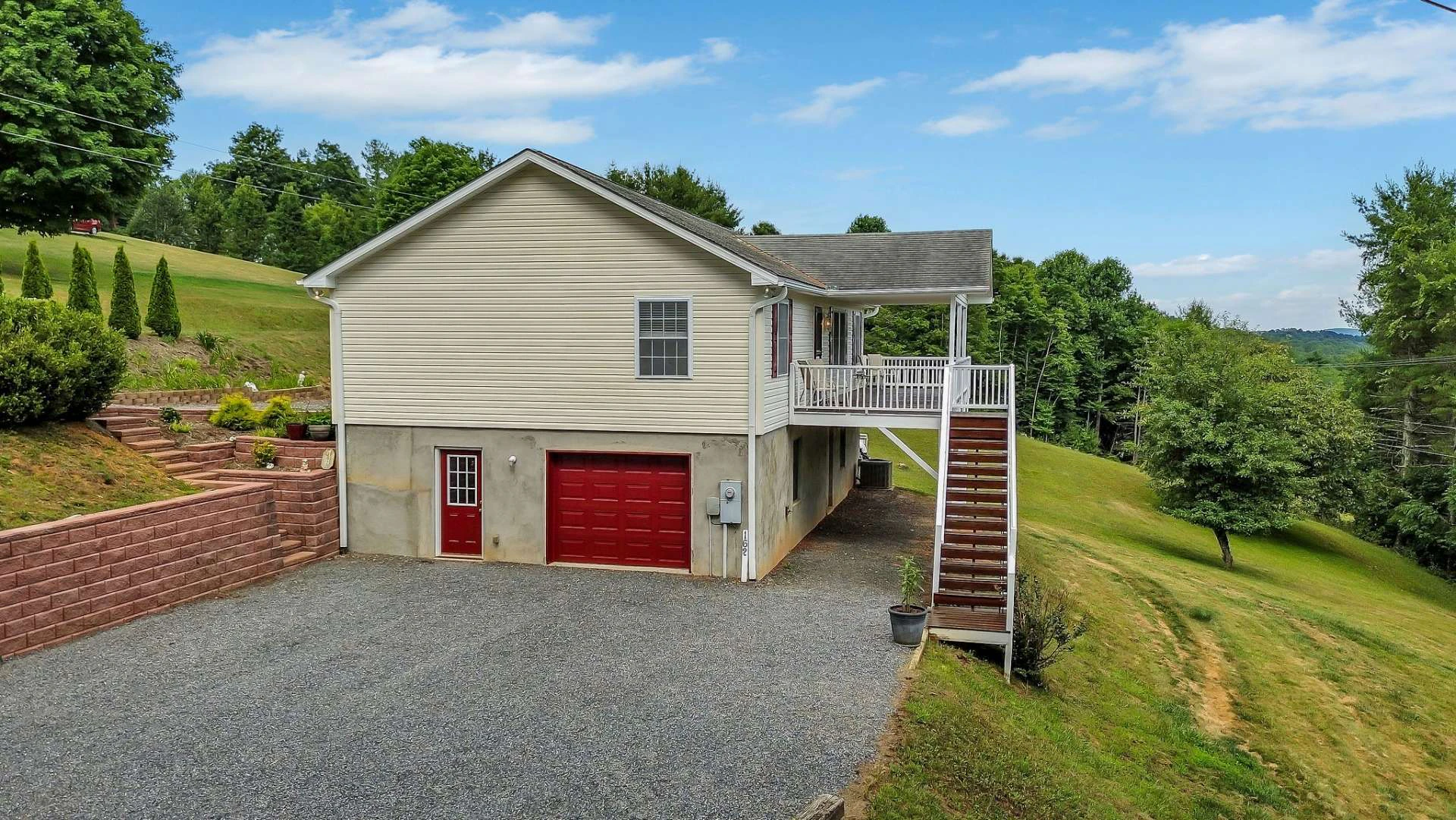 Image number 21 for the current listing