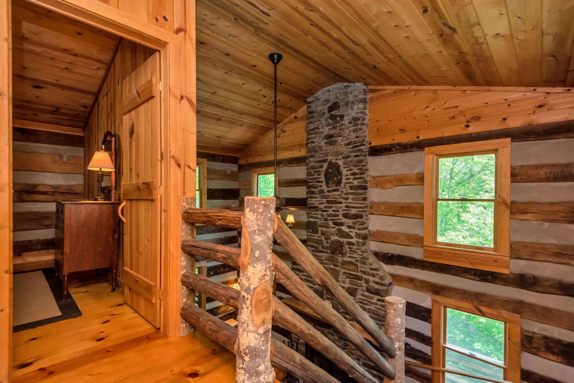 Image number 9 for the current listing