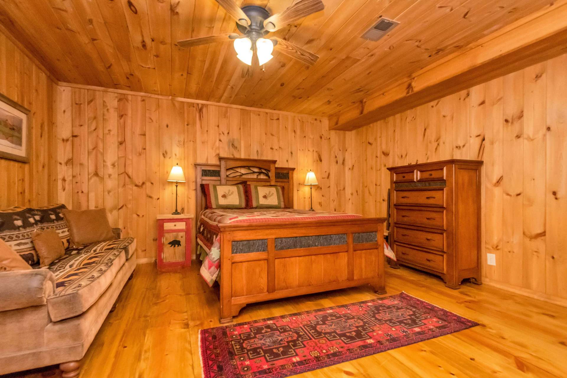 Image number 18 for the current listing