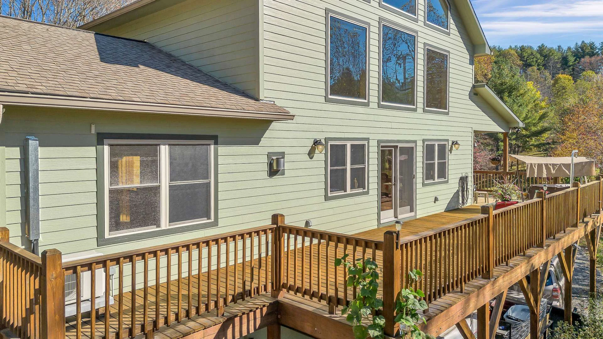 Image number 2 for the current listing