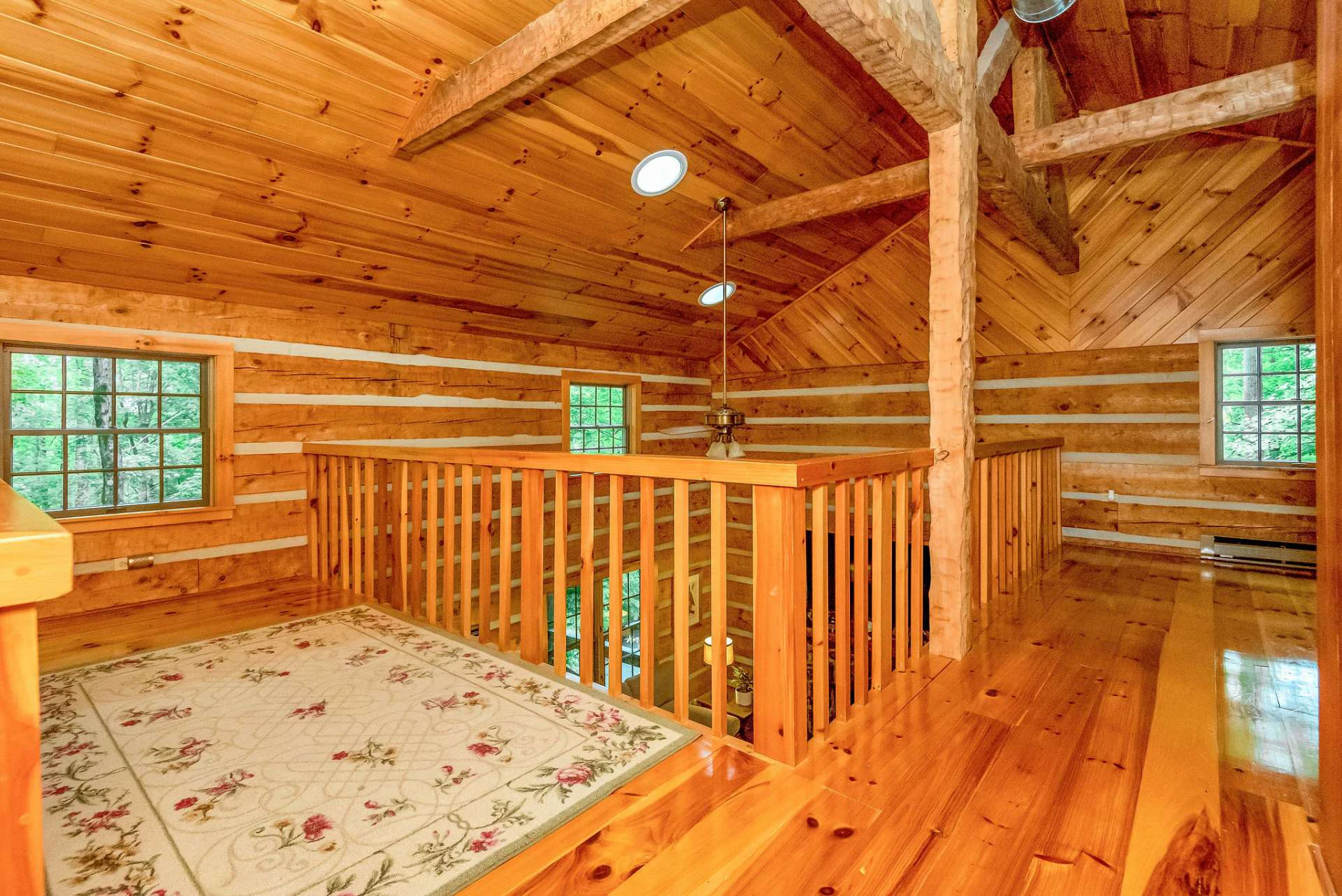 Image number 11 for the current listing