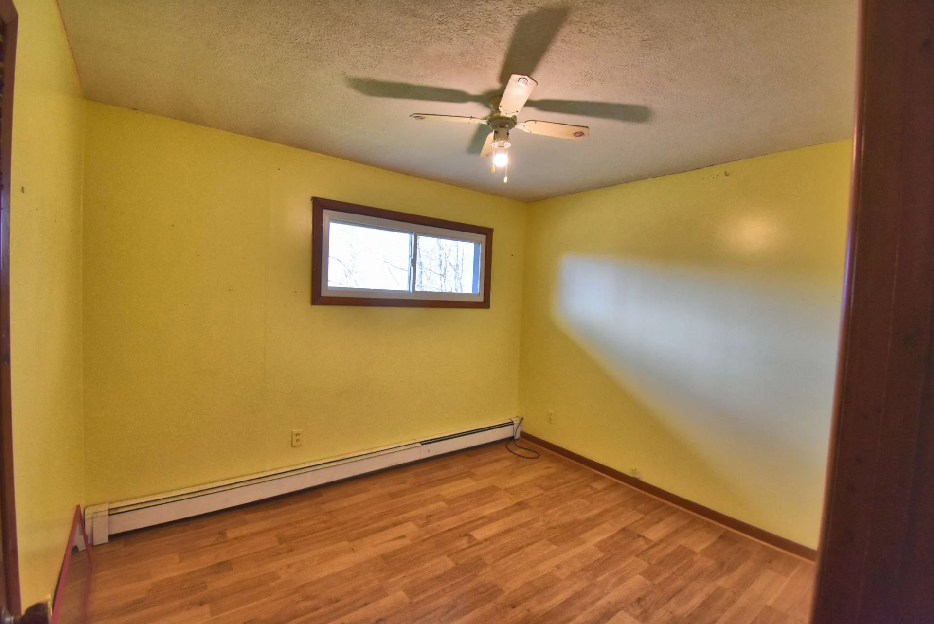 Image number 8 for the current listing