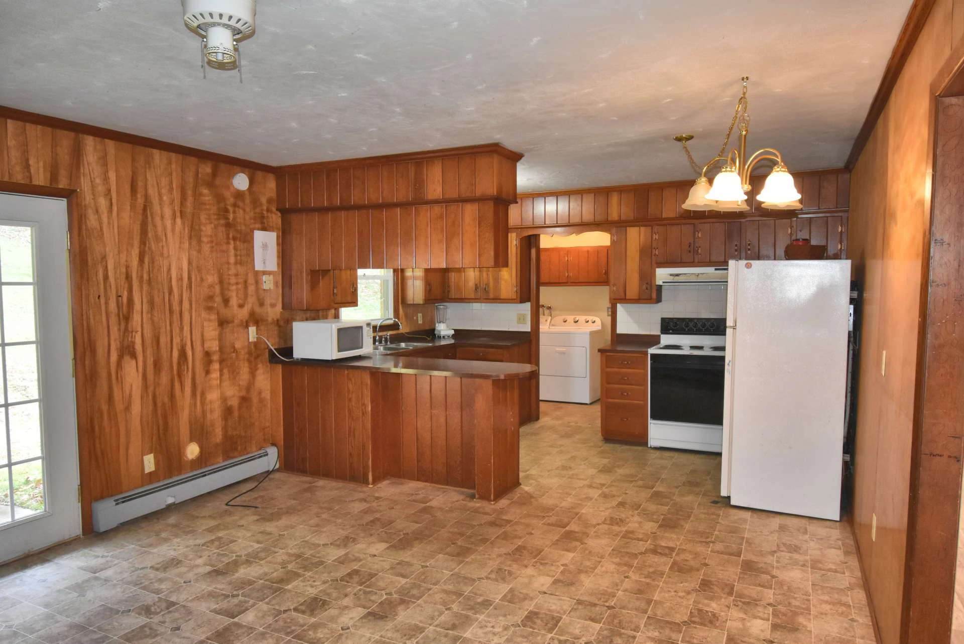 Image number 12 for the current listing