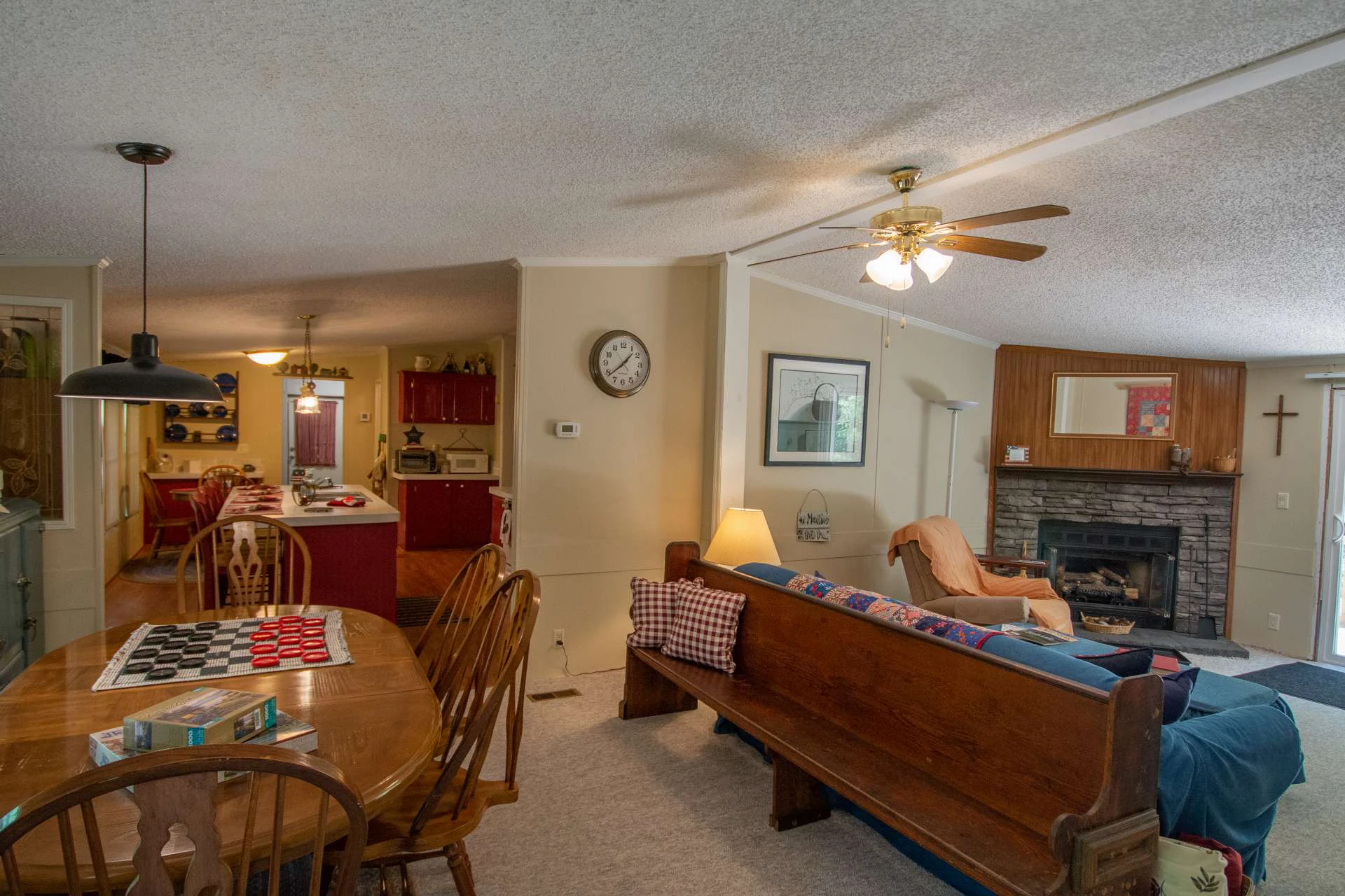 Image number 18 for the current listing