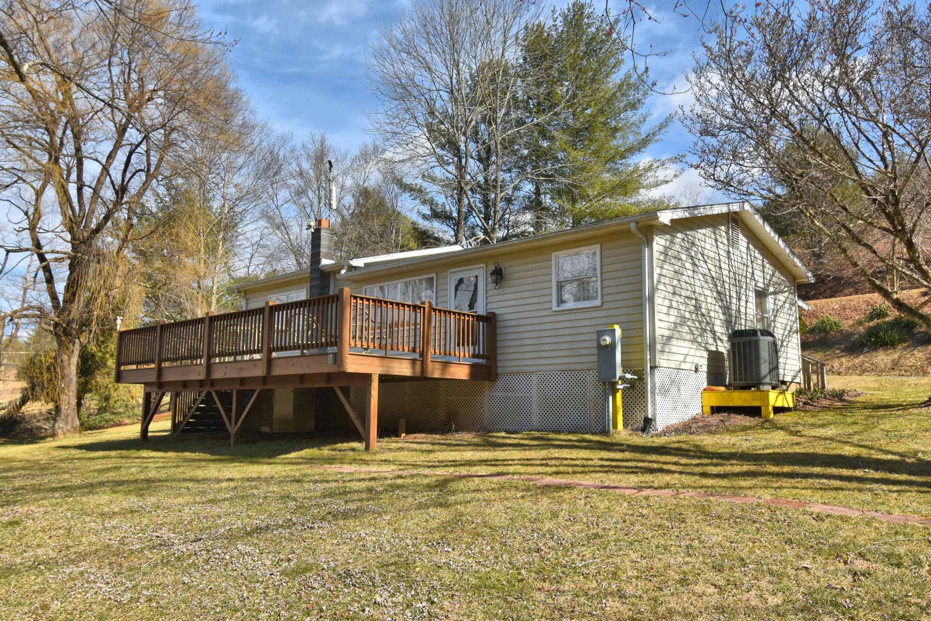 Image number 9 for the current listing