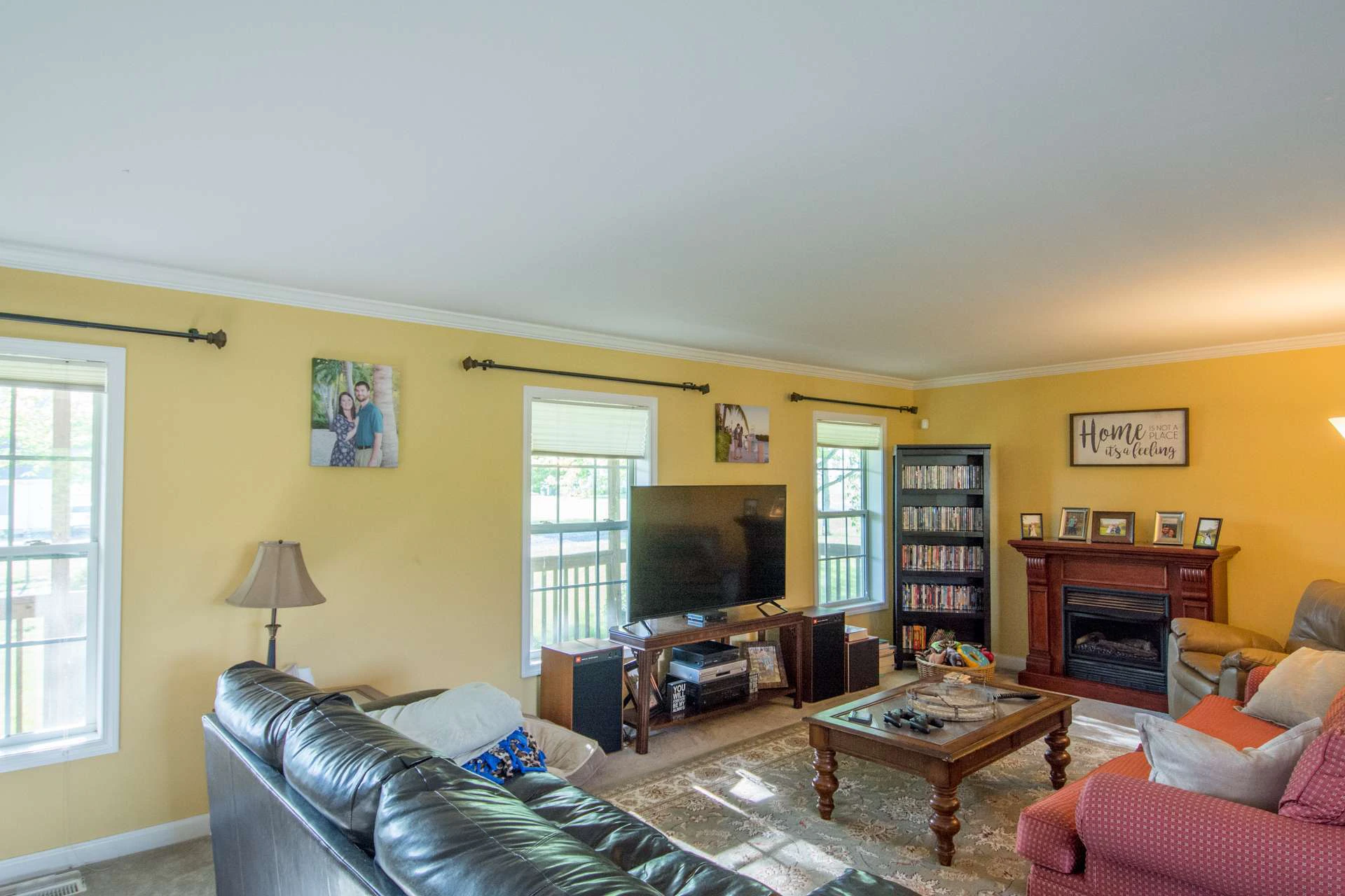 Image number 5 for the current listing