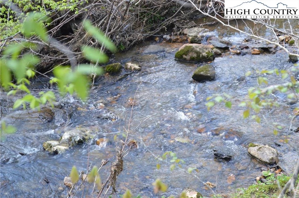 Image number 6 for the current listing