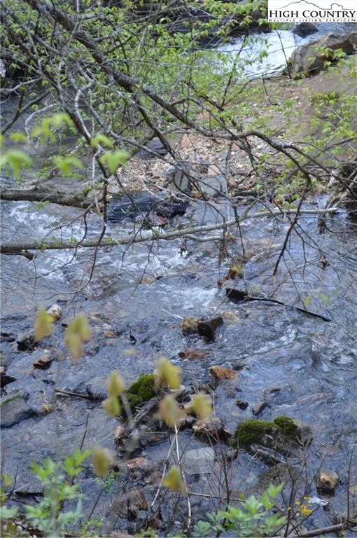 Image number 5 for the current listing