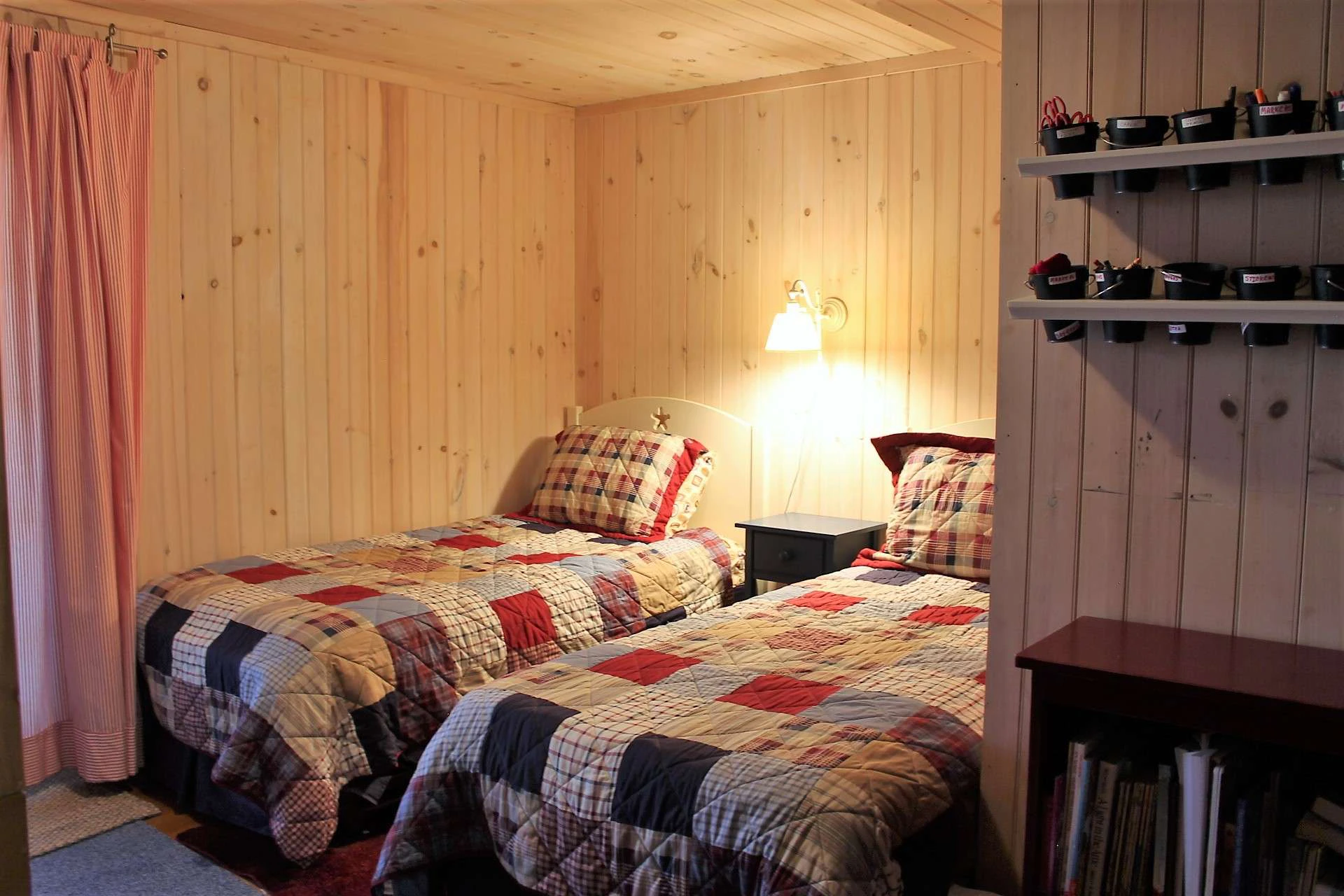 Image number 2 for the current listing