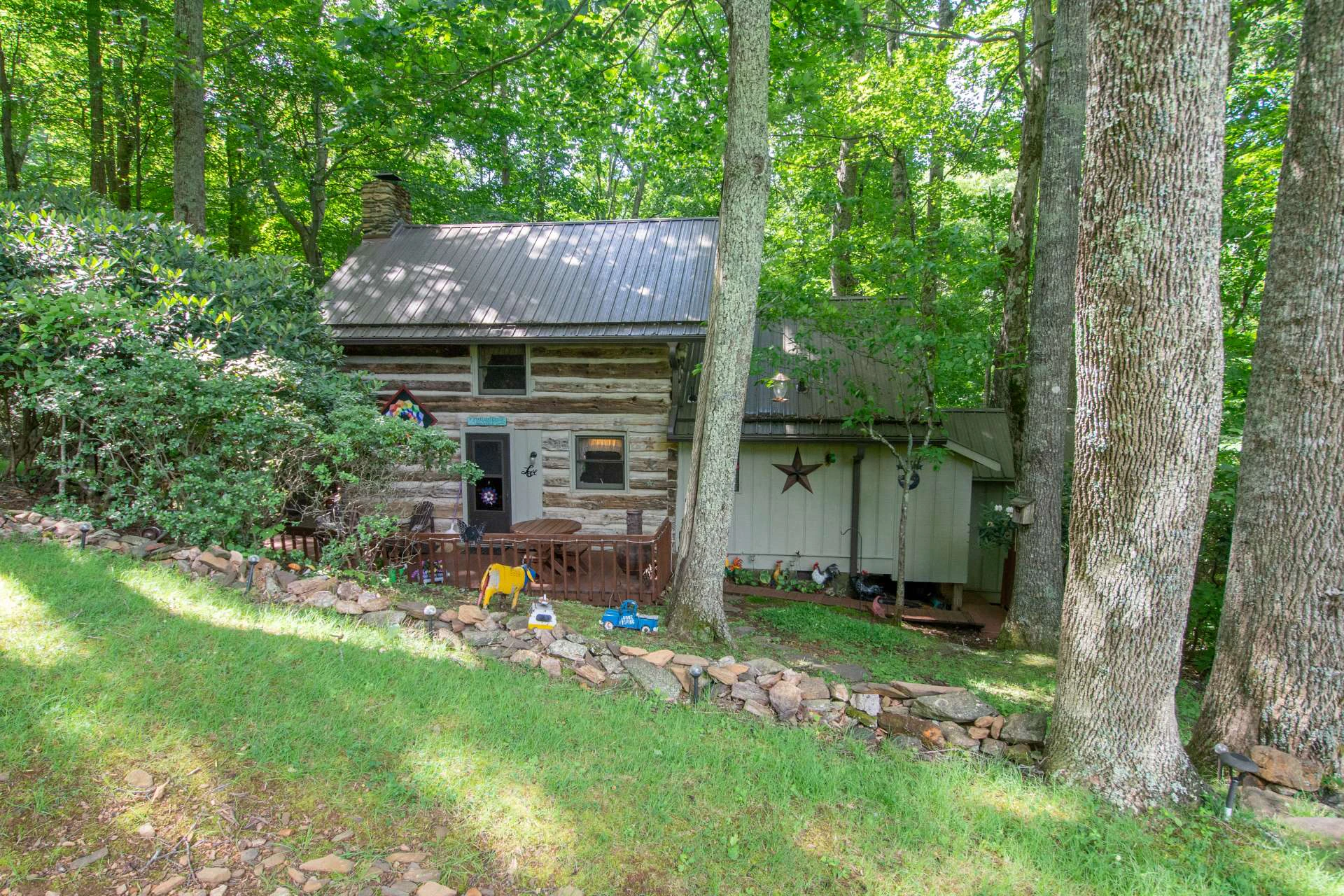 Image number 3 for the current listing