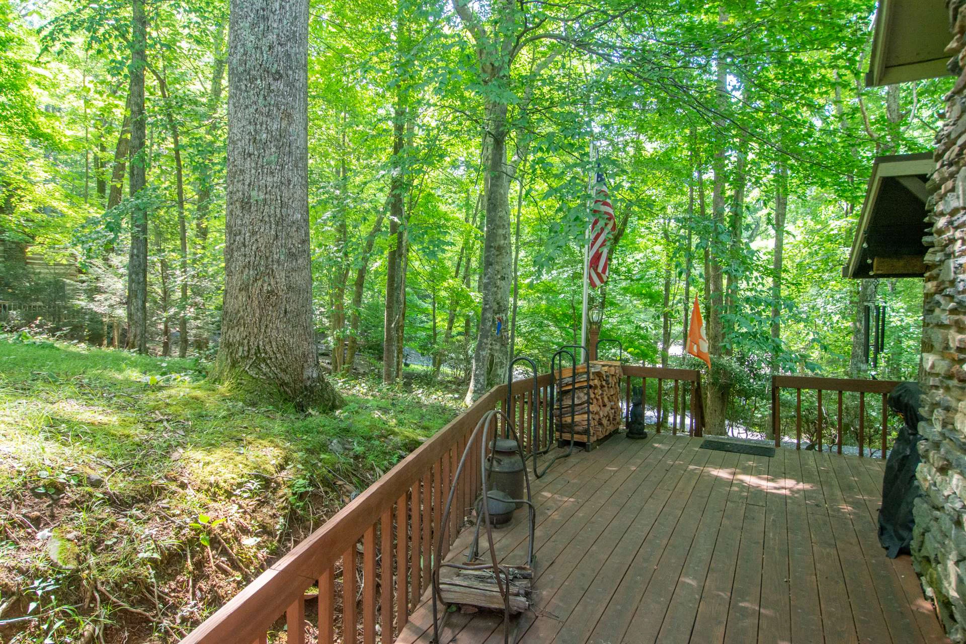Image number 20 for the current listing
