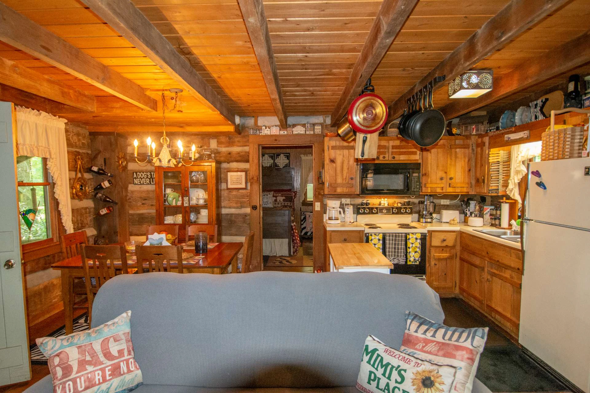 Image number 14 for the current listing