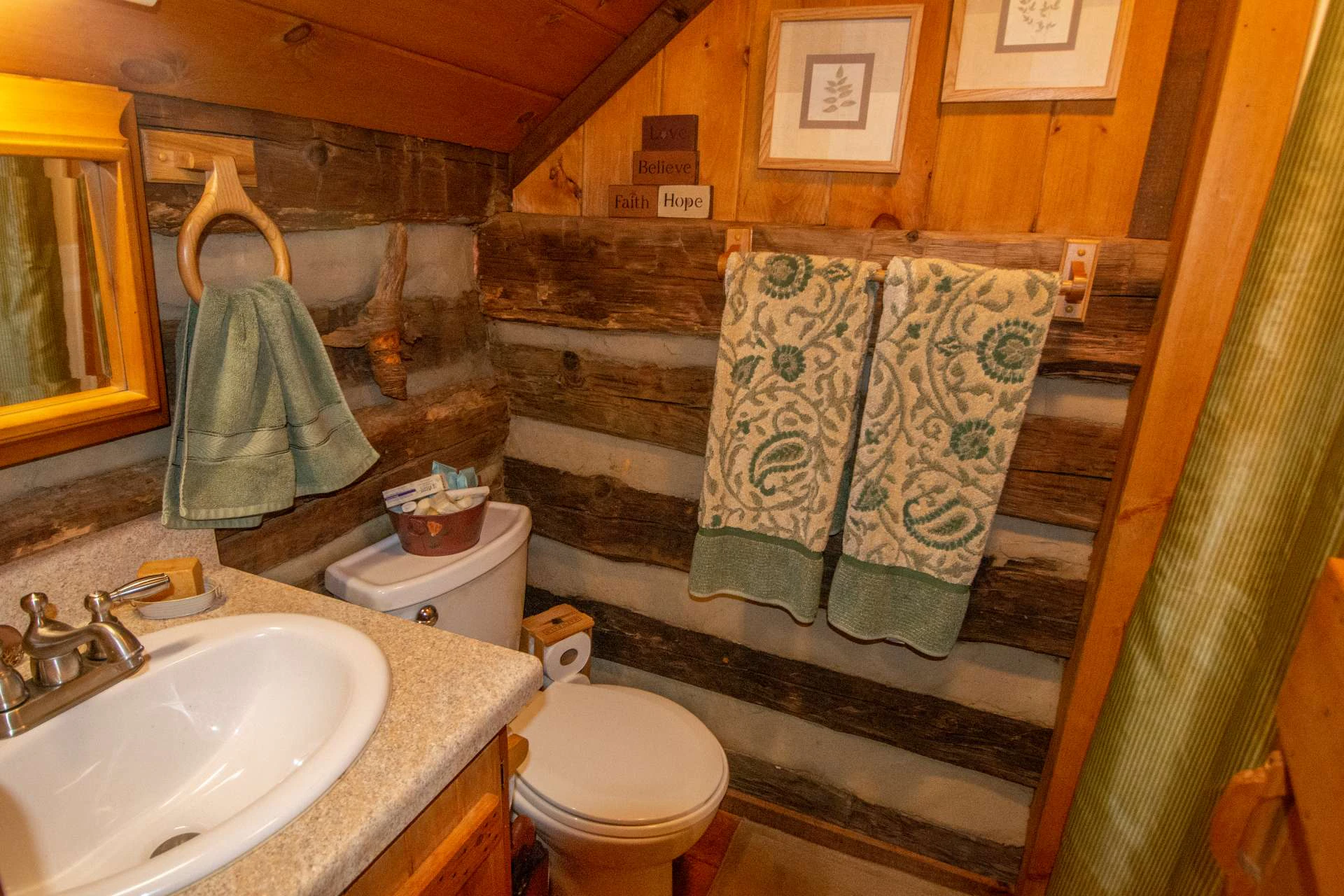 Image number 4 for the current listing