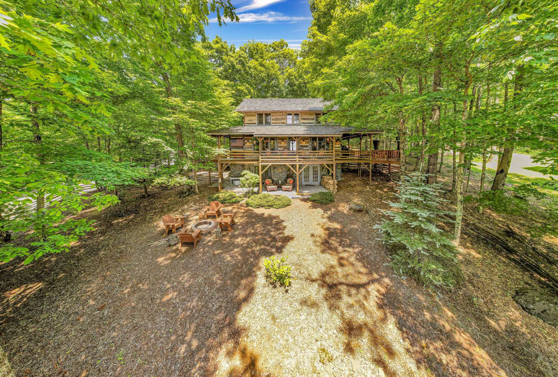 Image number 18 for the current listing