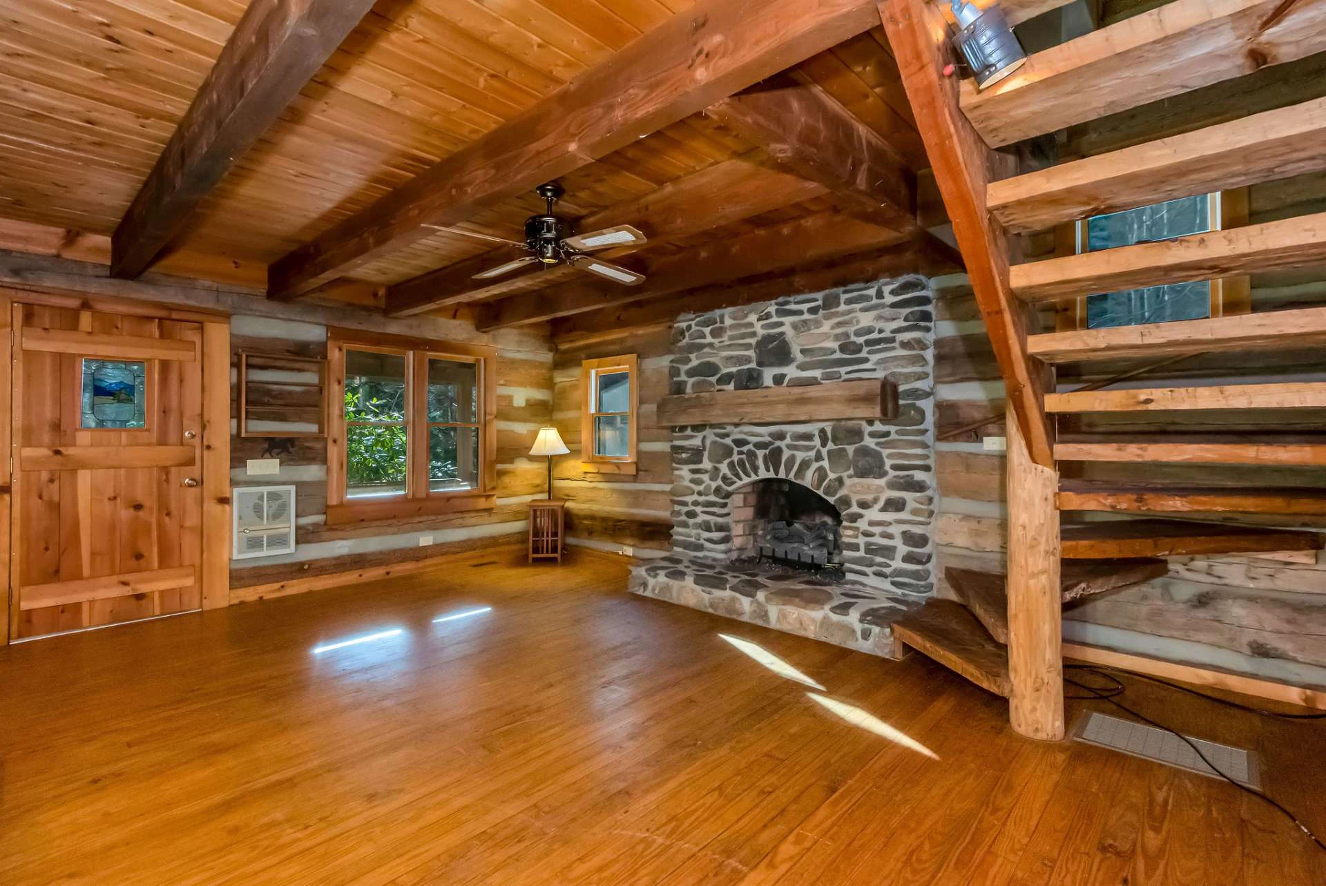 Image number 2 for the current listing