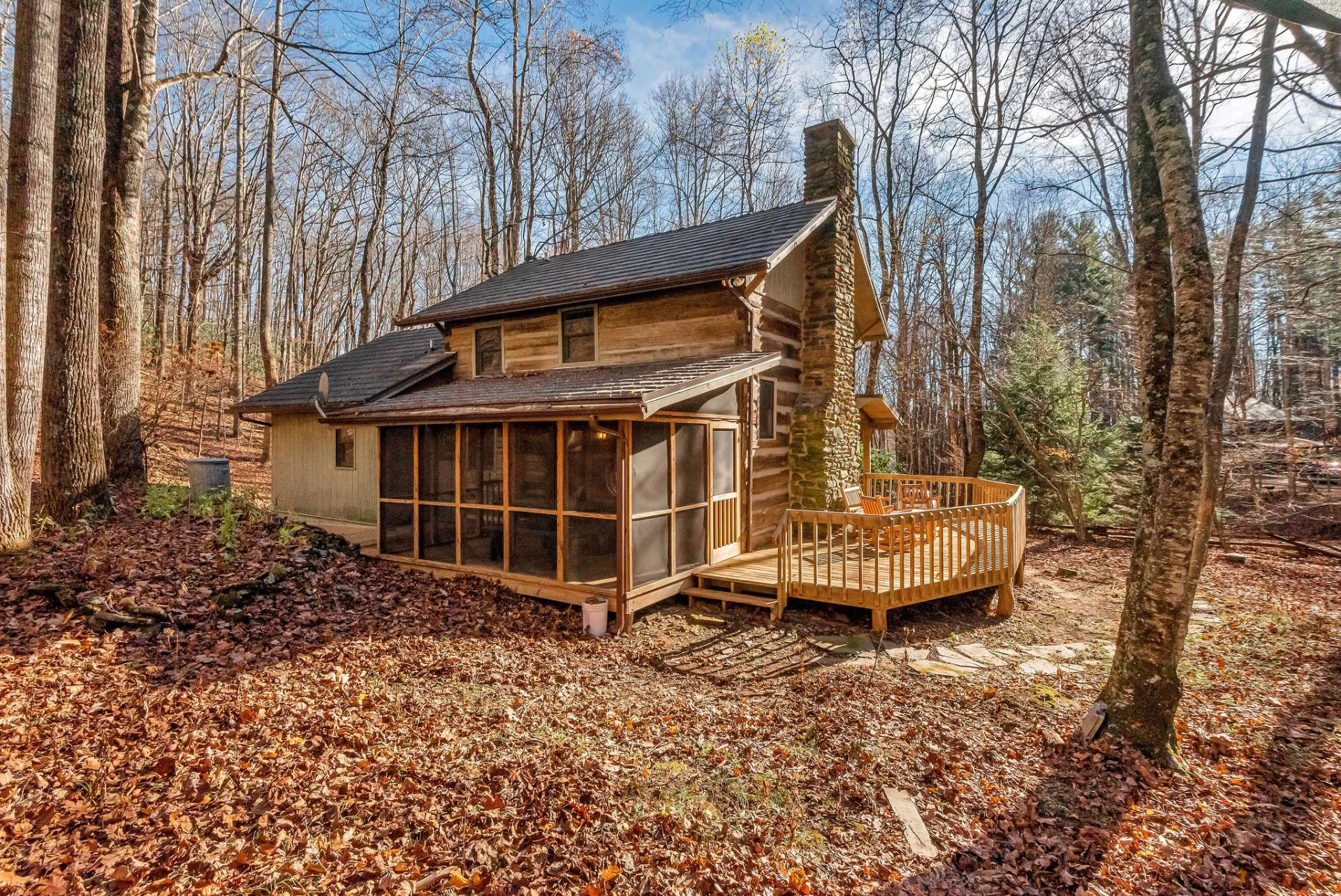 Image number 14 for the current listing