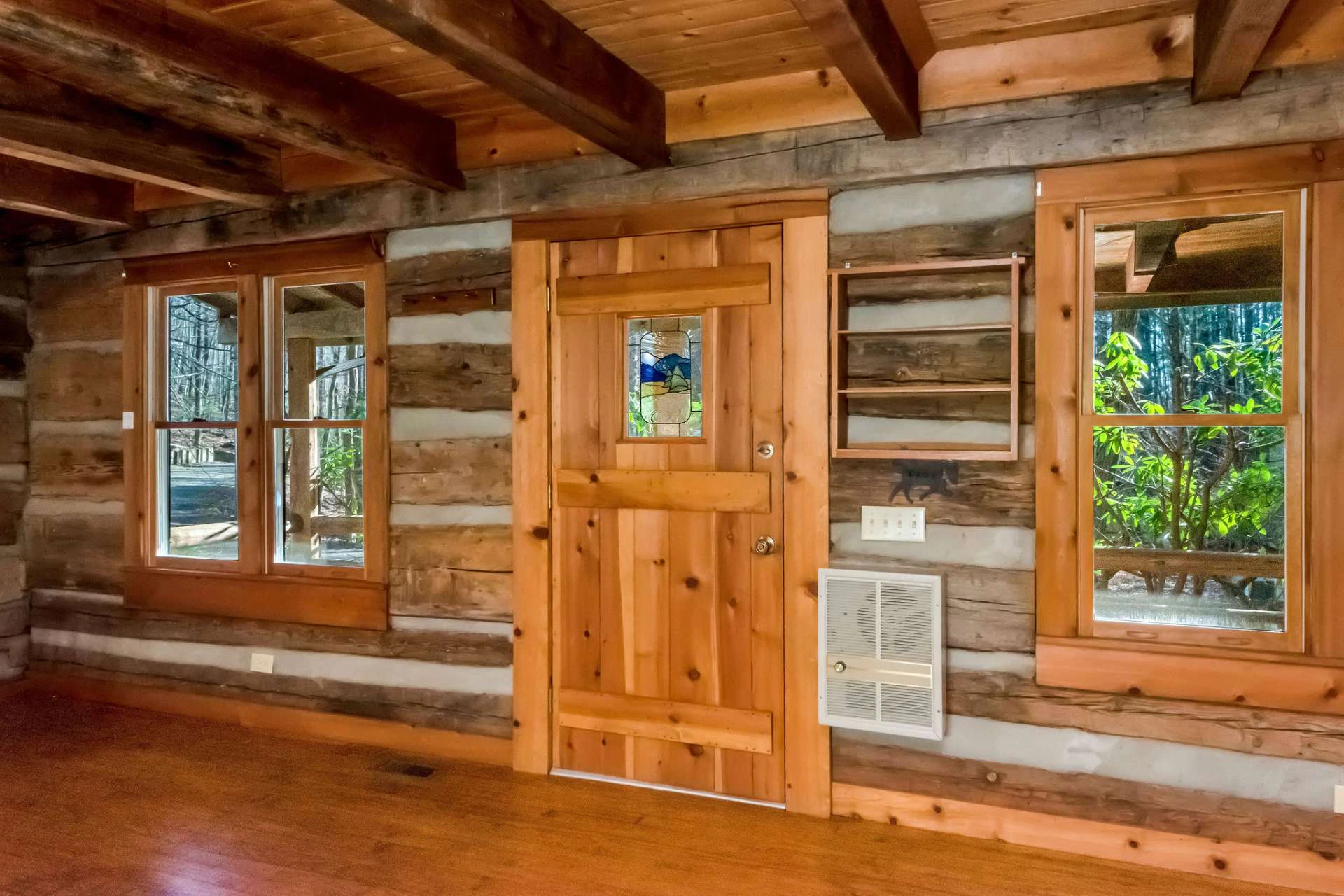 Image number 18 for the current listing